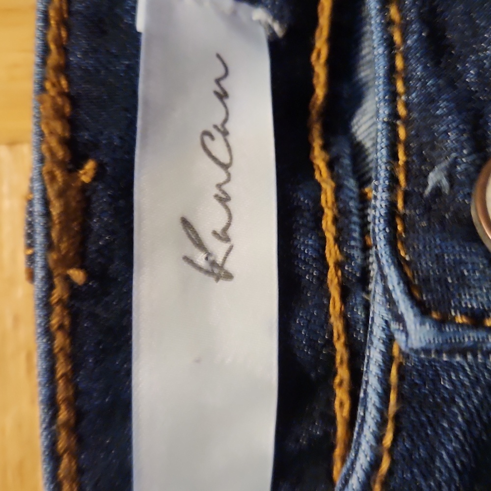 KanCan Skinny Distressed Leopard Patch Jeans - Picture 5 of 8